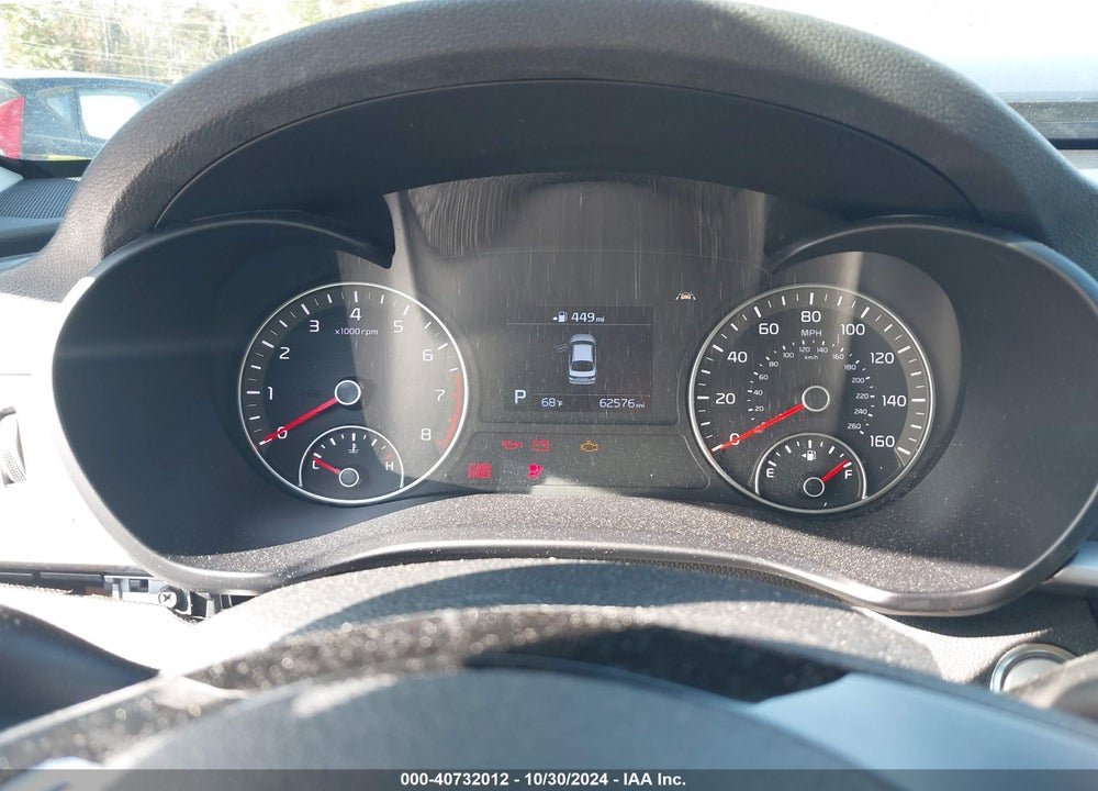 2019 KIA OPTIMA S VIN: 5XXGT4L34KG305358