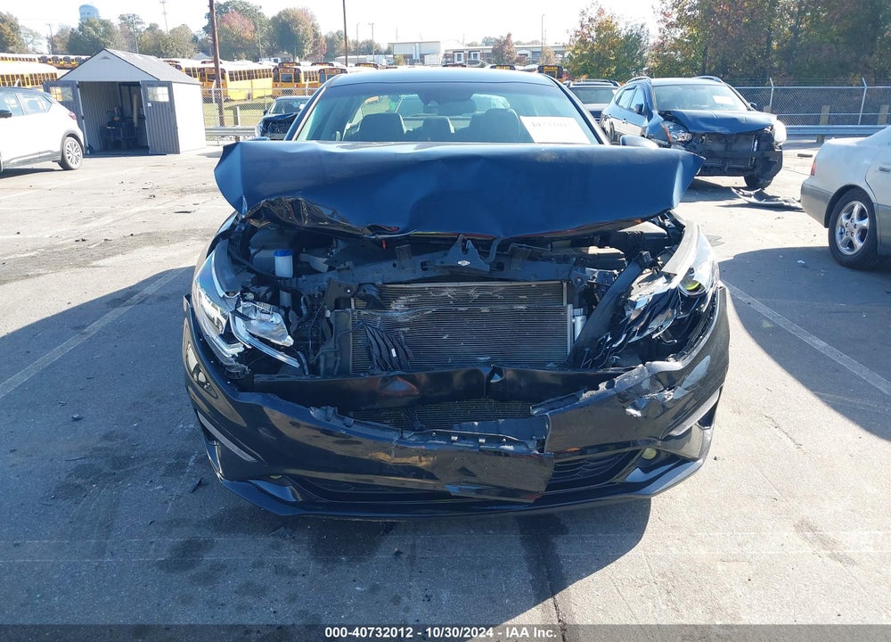 2019 KIA OPTIMA S VIN: 5XXGT4L34KG305358