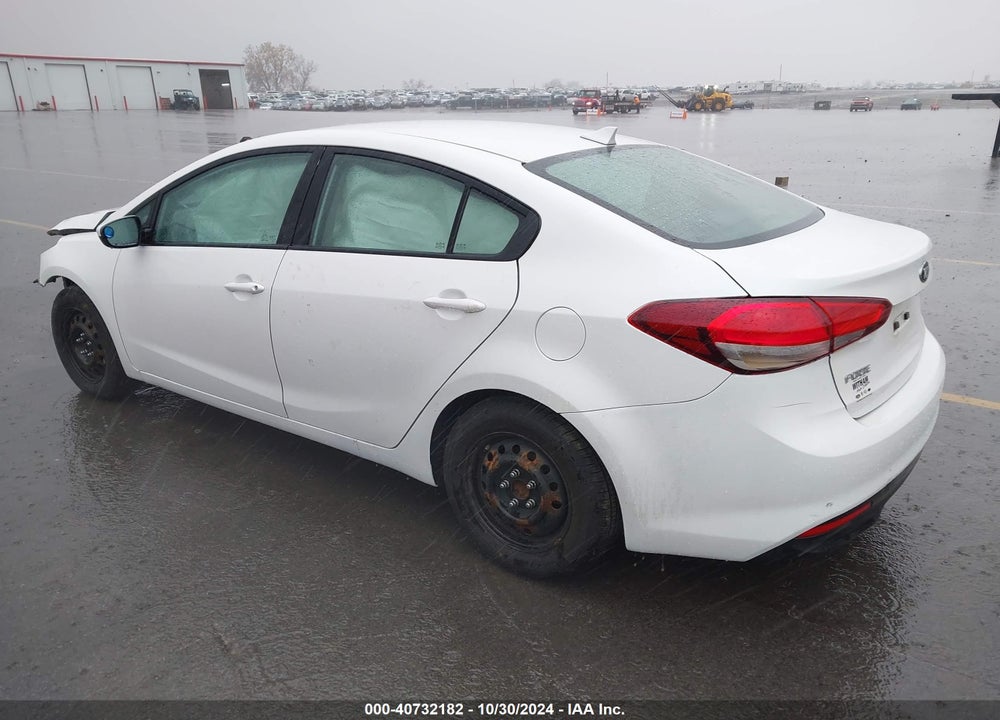 2017 KIA FORTE LX VIN: 3KPFL4A74HE107897