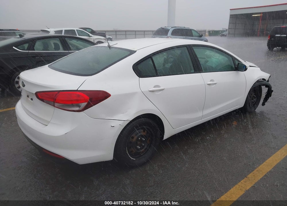 2017 KIA FORTE LX VIN: 3KPFL4A74HE107897