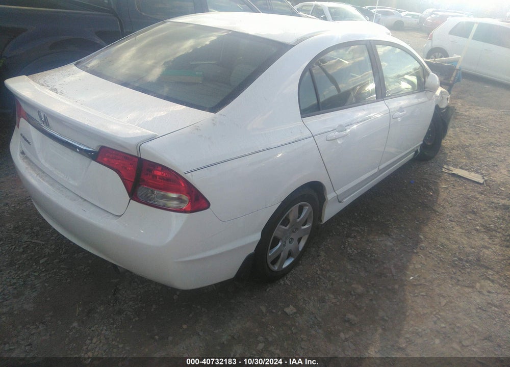 2011 HONDA CIVIC LX VIN: 19XFA1F58BE039946