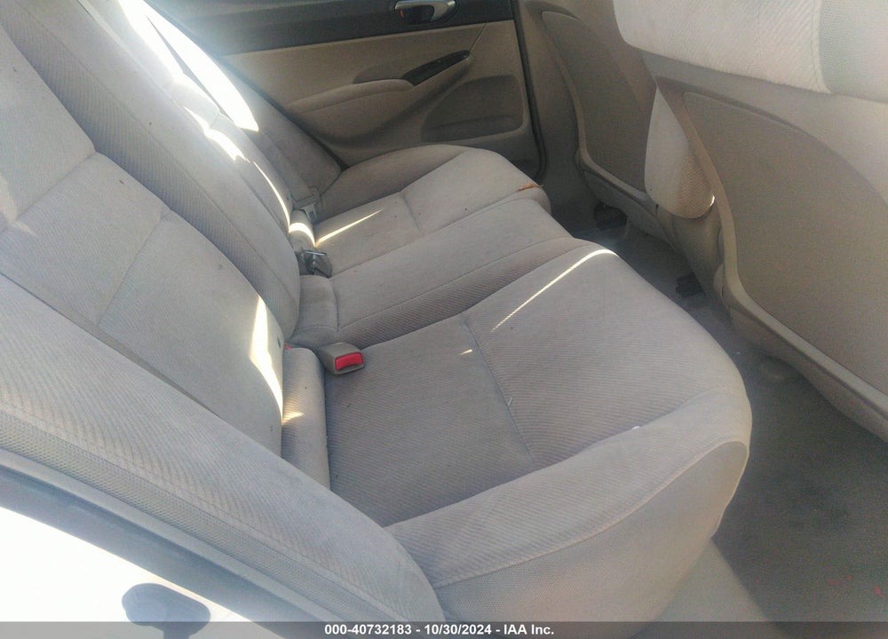 2011 HONDA CIVIC LX VIN: 19XFA1F58BE039946