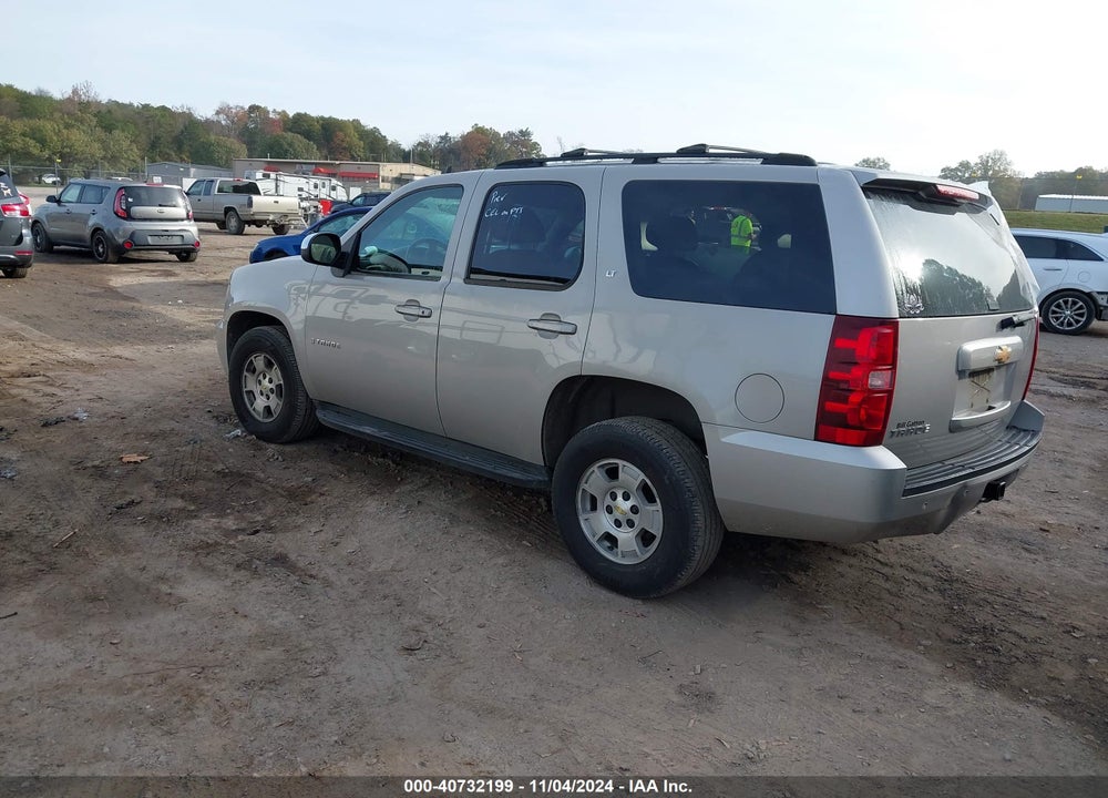 2007 CHEVROLET TAHOE LT VIN: 1GNFK13037J149228