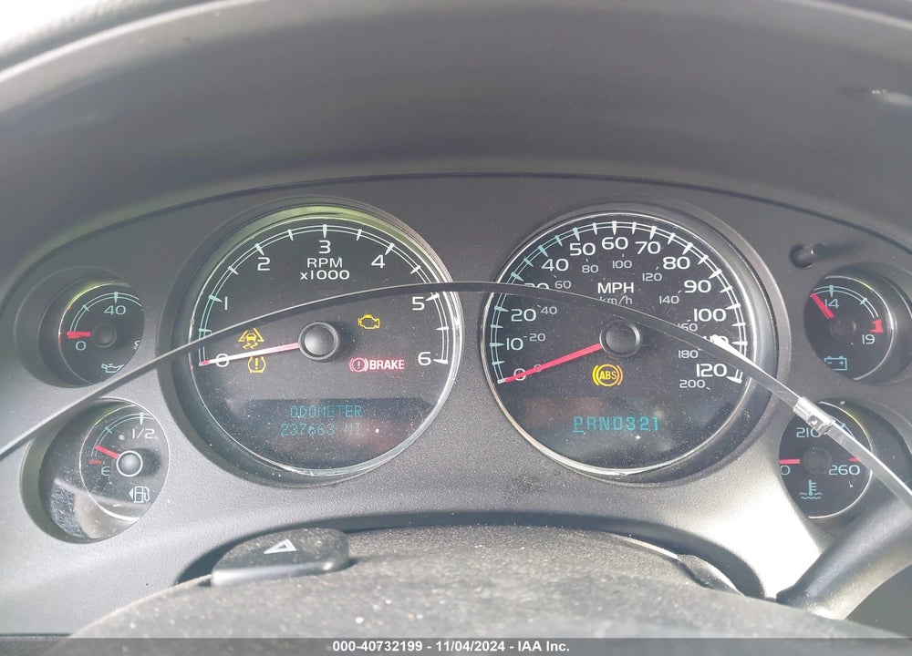 2007 CHEVROLET TAHOE LT VIN: 1GNFK13037J149228