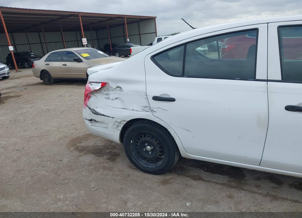 2014 NISSAN VERSA 1.6 S+ VIN: 3N1CN7AP4EL869085