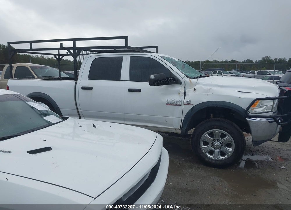 2017 RAM 2500 TRADESMAN 4X4 6'4 BOX VIN: 3C6UR5CL2HG531922
