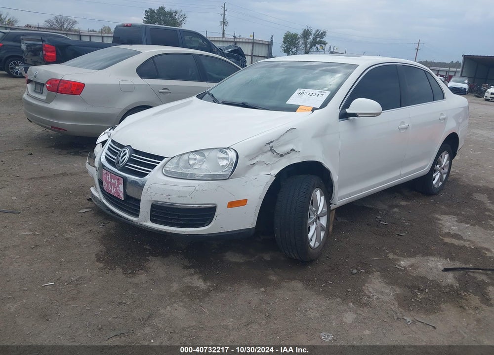 2010 VOLKSWAGEN JETTA SE VIN: 3VWRZ7AJ0AM043956