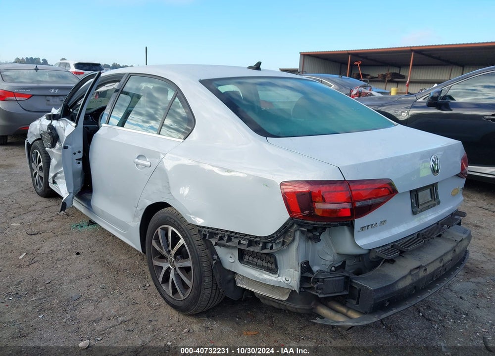 2017 VOLKSWAGEN JETTA 1.4T SE VIN: 3VWDB7AJ0HM356983