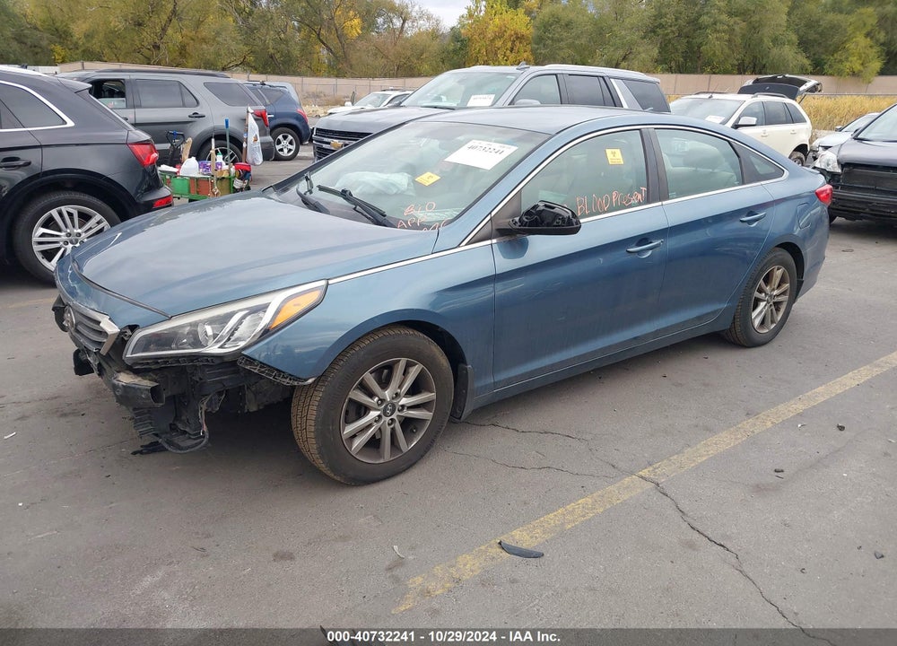 2015 HYUNDAI SONATA VIN: 5NPE24AF5FH200930