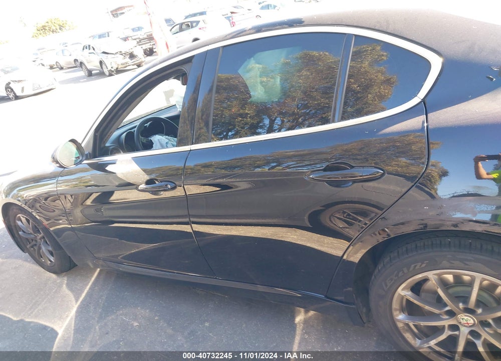 2020 ALFA ROMEO GIULIA RWD VIN: ZARFAMAN3L7636339