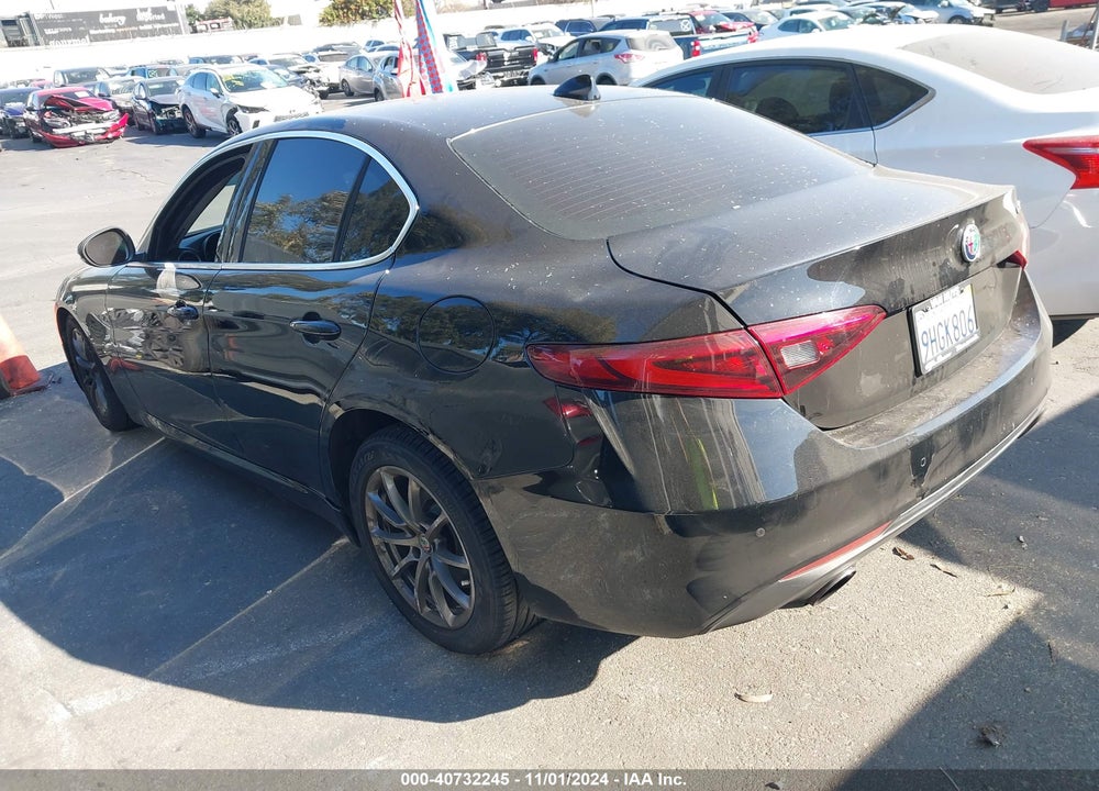 2020 ALFA ROMEO GIULIA RWD VIN: ZARFAMAN3L7636339