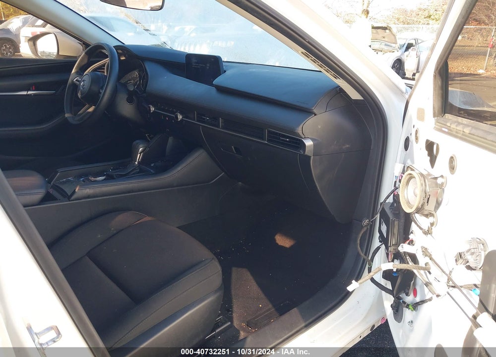 2021 MAZDA 3 VIN: JM1BPAAL6M1309068