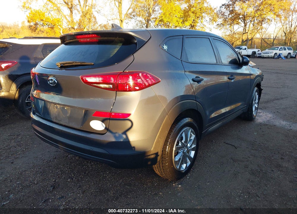 2019 HYUNDAI TUCSON SE VIN: KM8J23A41KU985546