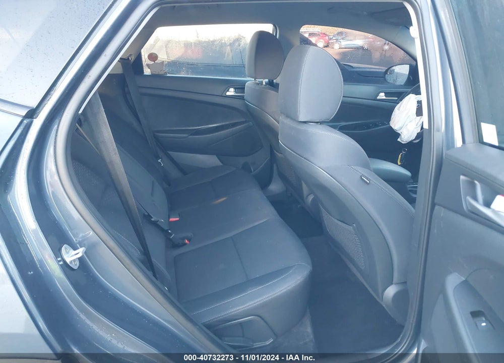 2019 HYUNDAI TUCSON SE VIN: KM8J23A41KU985546