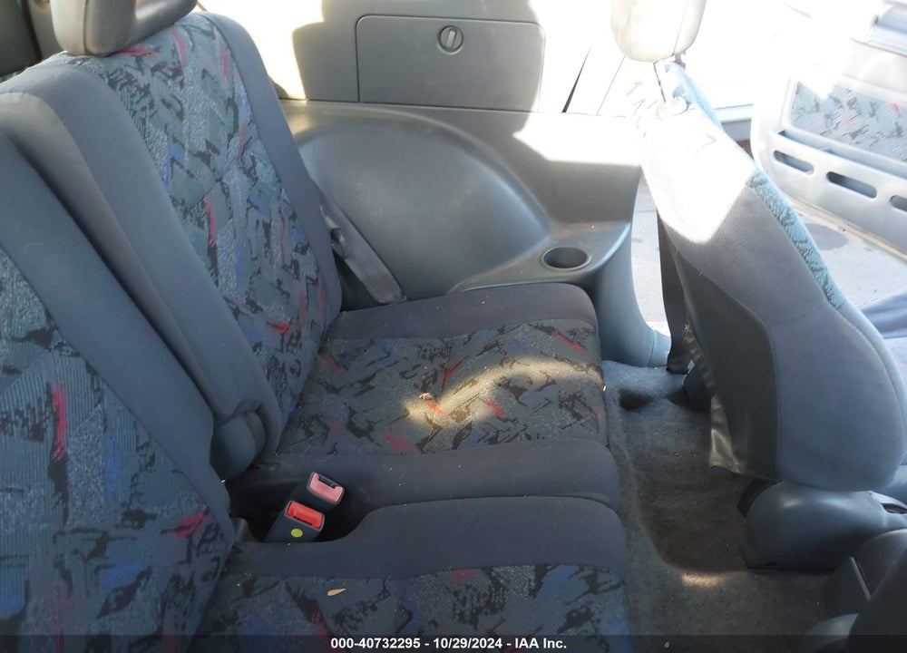 1997 TOYOTA RAV4 VIN: JT3XP10VXV0006623