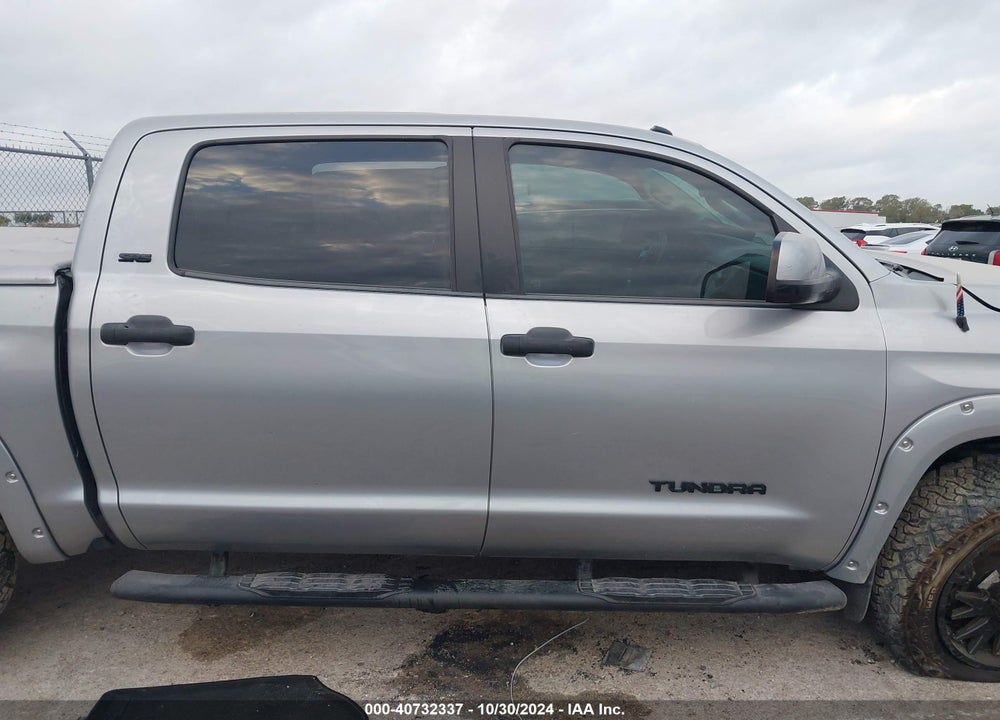 2018 TOYOTA TUNDRA SR5 4.6L V8 VIN: 5TFEM5F19JX122971