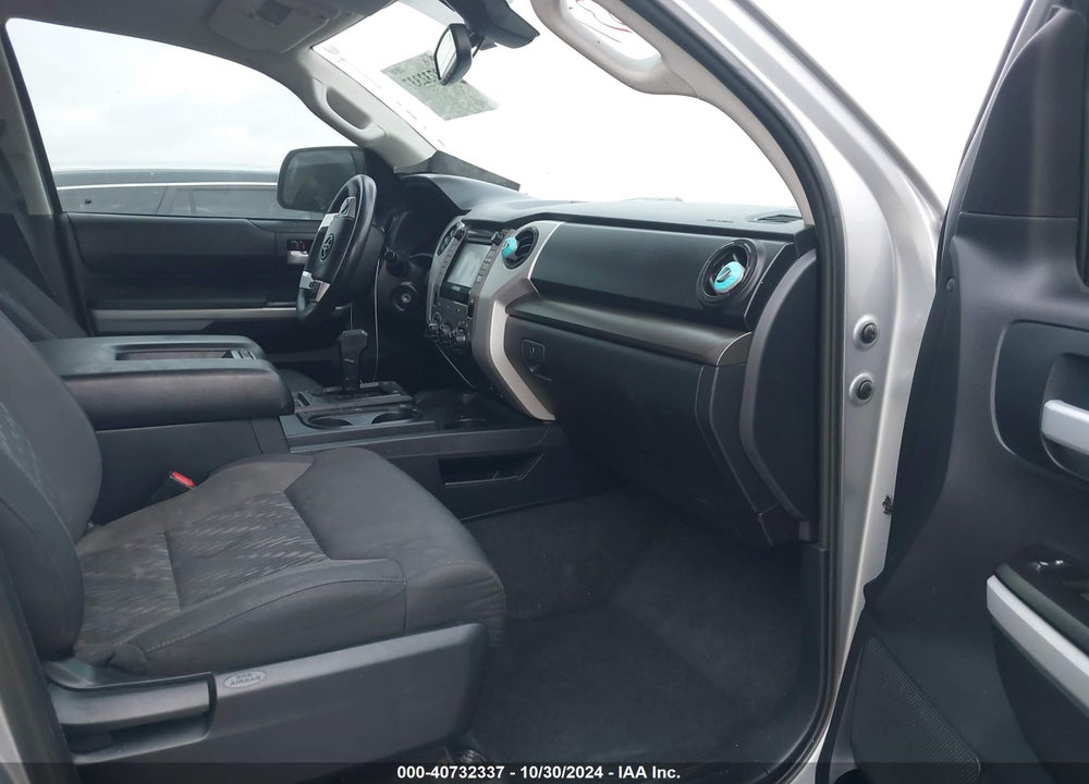 2018 TOYOTA TUNDRA SR5 4.6L V8 VIN: 5TFEM5F19JX122971