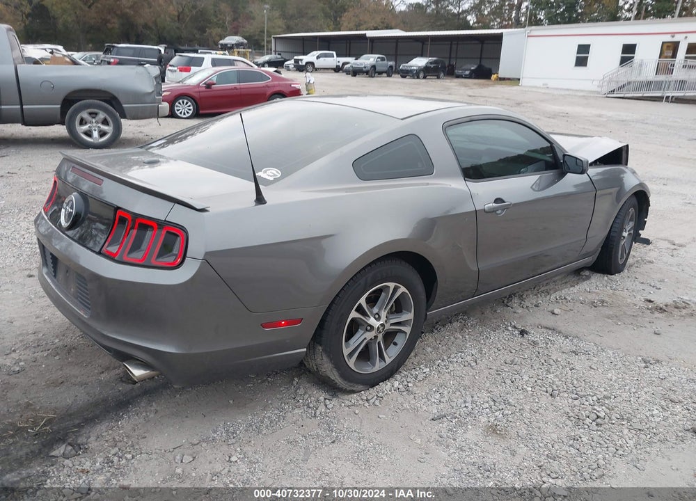 2014 FORD MUSTANG V6 PREMIUM VIN: 1ZVBP8AM1E5296156