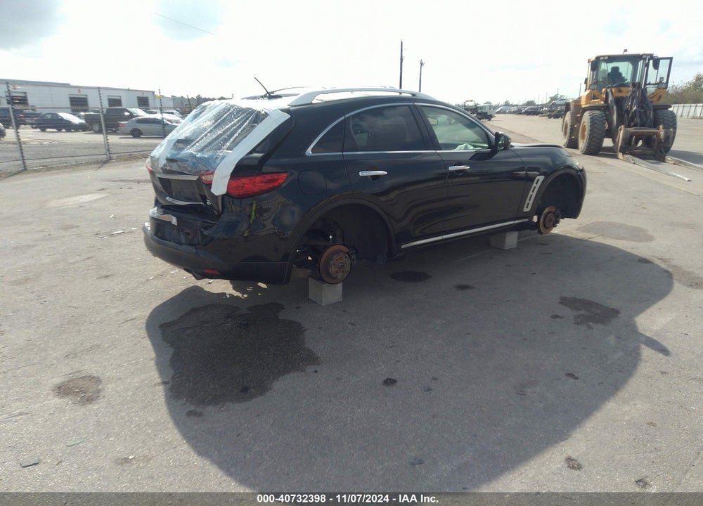 2011 INFINITI FX35 VIN: JN8AS1MU7BM111145