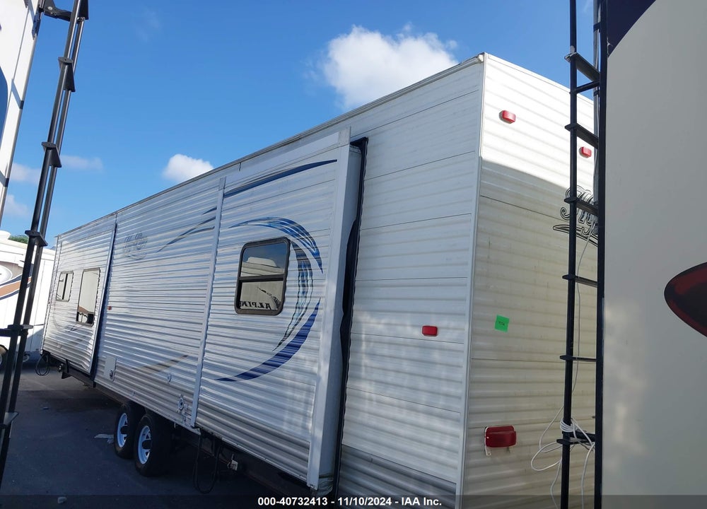2018 HL ENTERPRISE INC TRAVEL TRAILER VIN: 54ABA382XJE001991