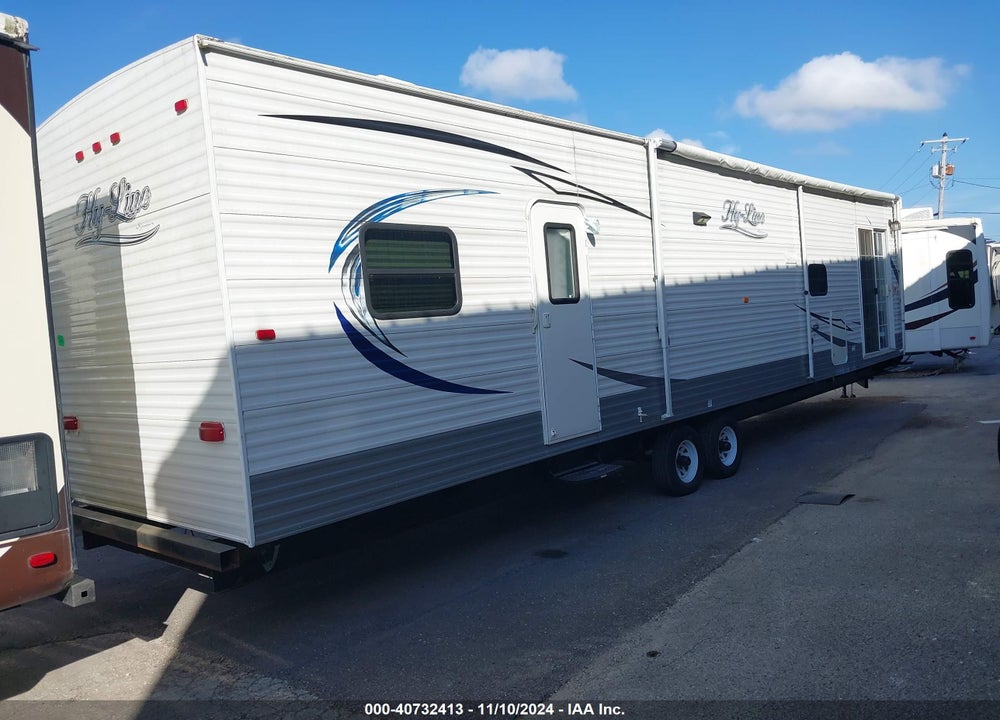 2018 HL ENTERPRISE INC TRAVEL TRAILER VIN: 54ABA382XJE001991