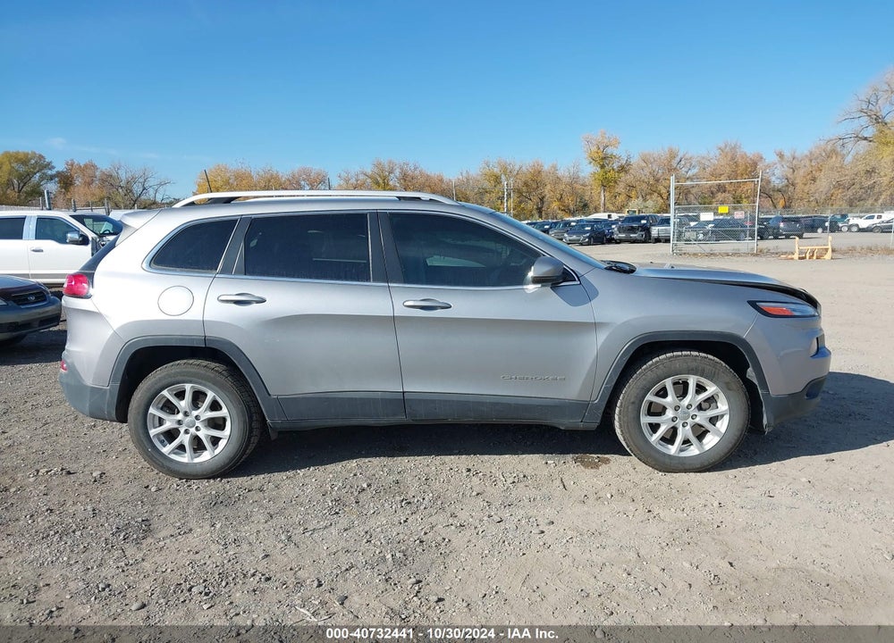 2017 JEEP CHEROKEE LATITUDE 4X4 VIN: 1C4PJMCB4HW639667