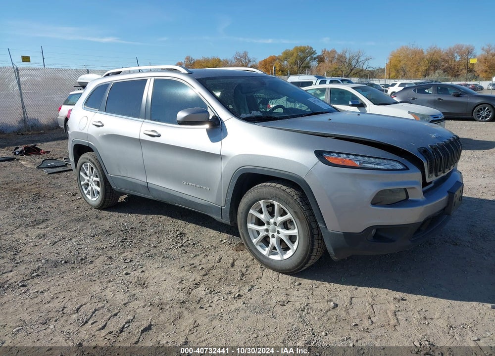 2017 JEEP CHEROKEE LATITUDE 4X4 VIN: 1C4PJMCB4HW639667
