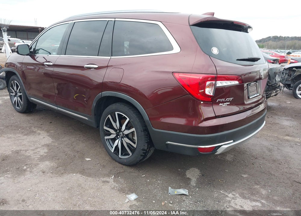 2021 HONDA PILOT 2WD TOURING 7 PASSENGER VIN: 5FNYF5H60MB012132