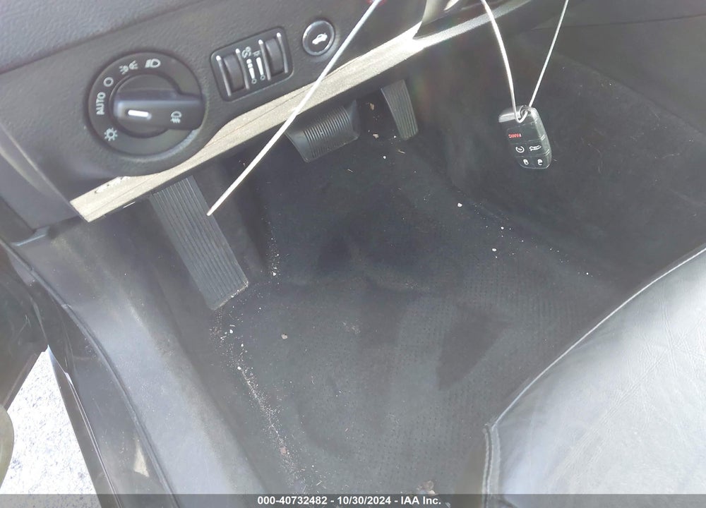 2012 CHRYSLER 300 LIMITED VIN: 2C3CCACG8CH227119