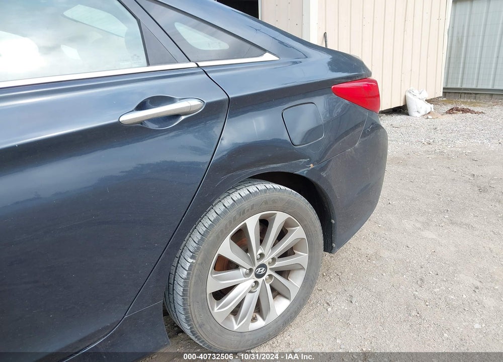 2014 HYUNDAI SONATA LIMITED 2.0T VIN: 5NPEC4AB1EH923425