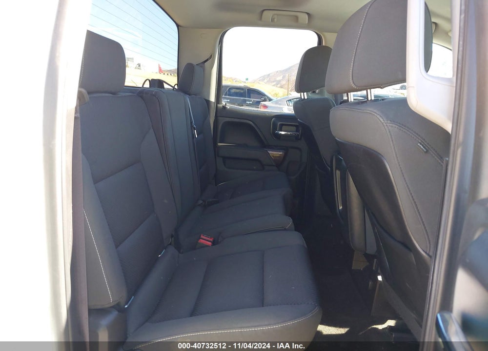 2015 GMC SIERRA 1500 SLE VIN: 1GTR1UEC5FZ258002