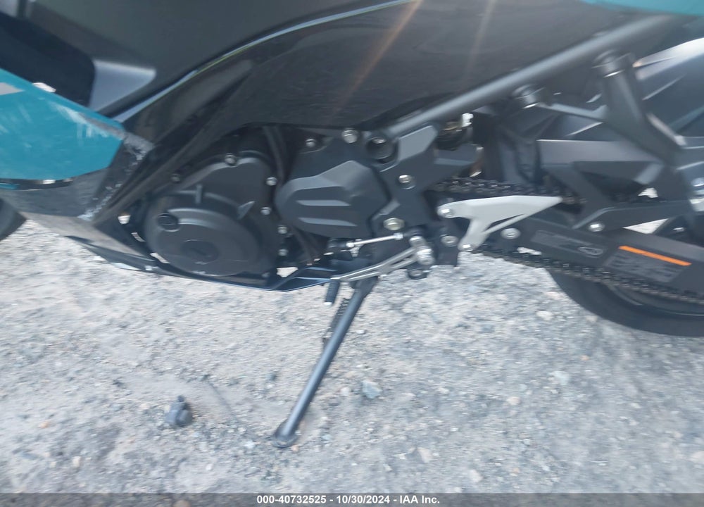 2021 KAWASAKI EX400 VIN: JKAEXKH1XMDAD6781