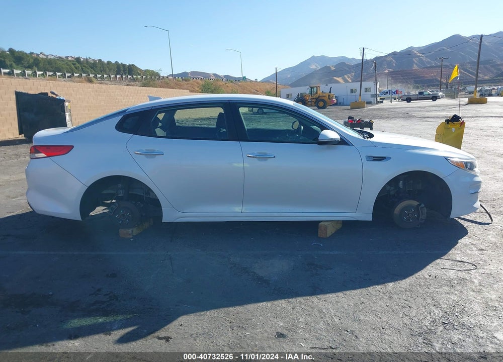 2016 KIA OPTIMA LX VIN: KNAGT4L33G5093545