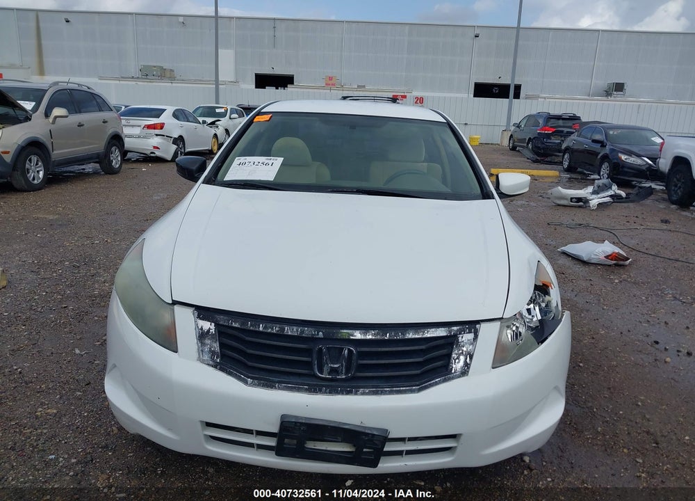 2010 HONDA ACCORD 2.4 LX VIN: 1HGCP2F30AA186366