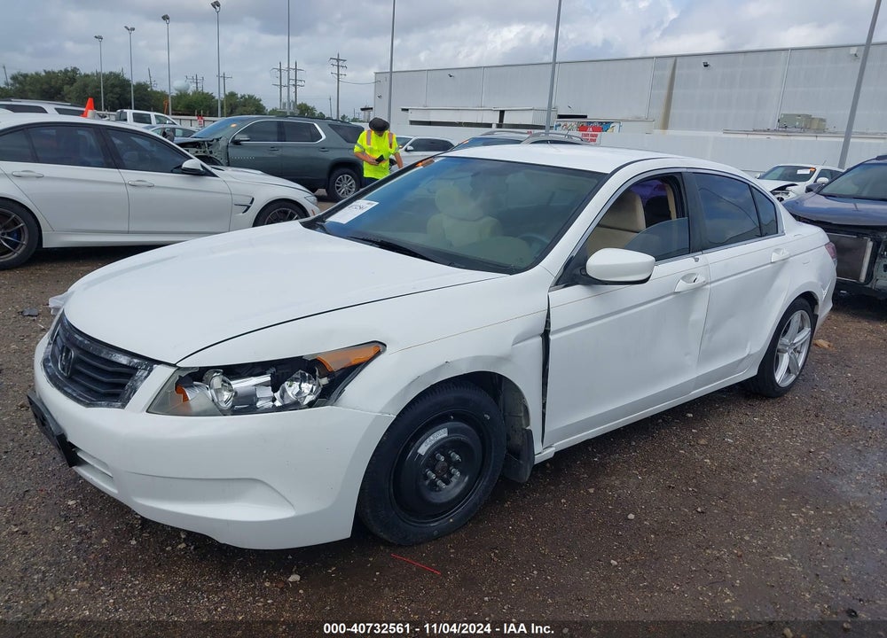 2010 HONDA ACCORD 2.4 LX VIN: 1HGCP2F30AA186366