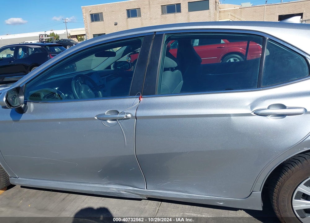 2021 TOYOTA CAMRY LE HYBRID VIN: 4T1C31AK4MU569499