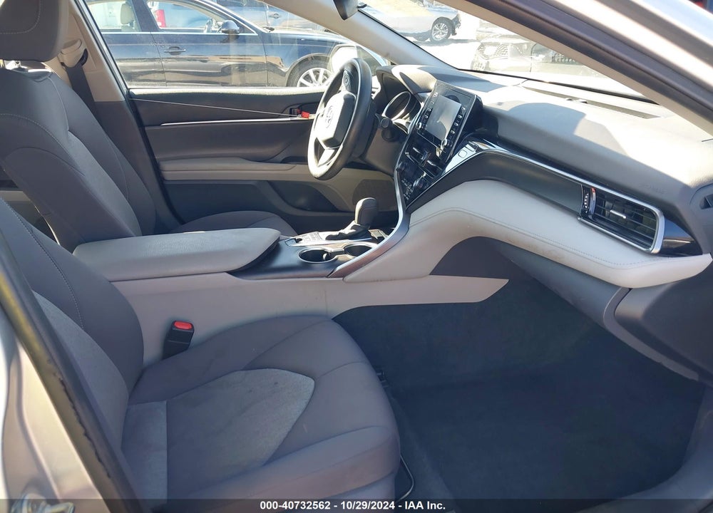2021 TOYOTA CAMRY LE HYBRID VIN: 4T1C31AK4MU569499