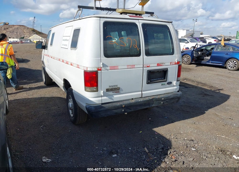 2011 FORD E-250 COMMERCIAL VIN: 1FTNE2EW0BDA57472