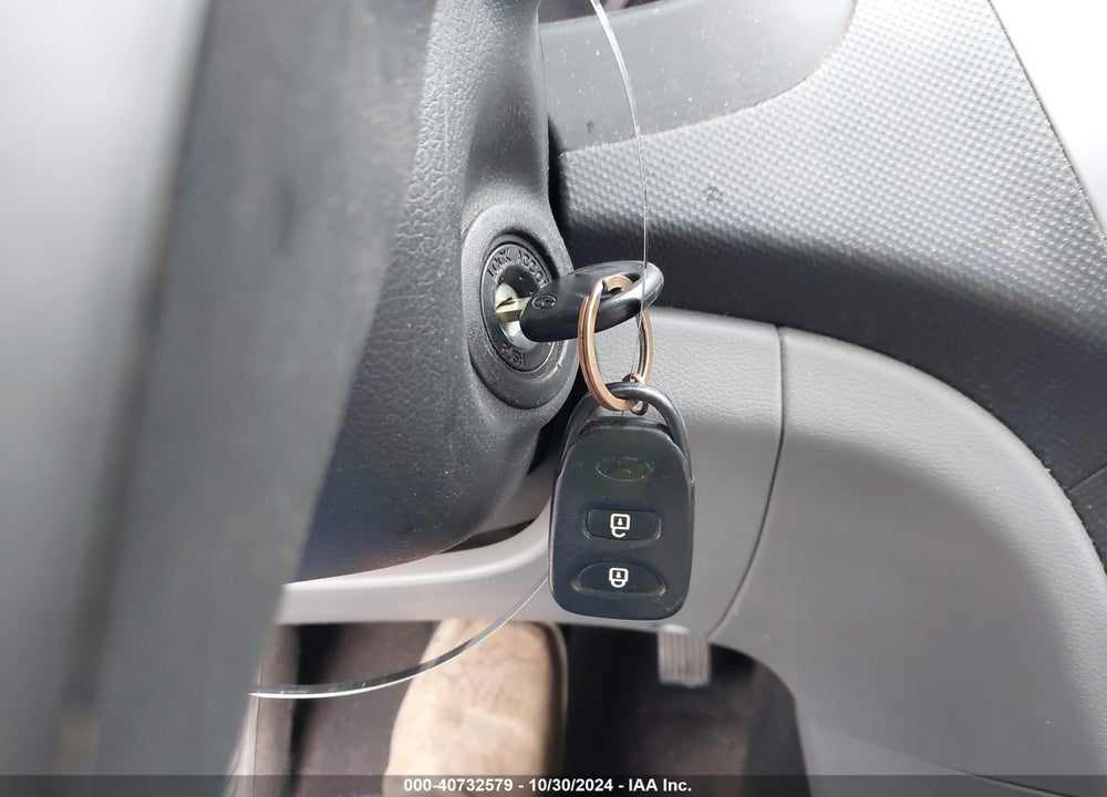2016 HYUNDAI ACCENT SE VIN: KMHCT5AE3GU284041