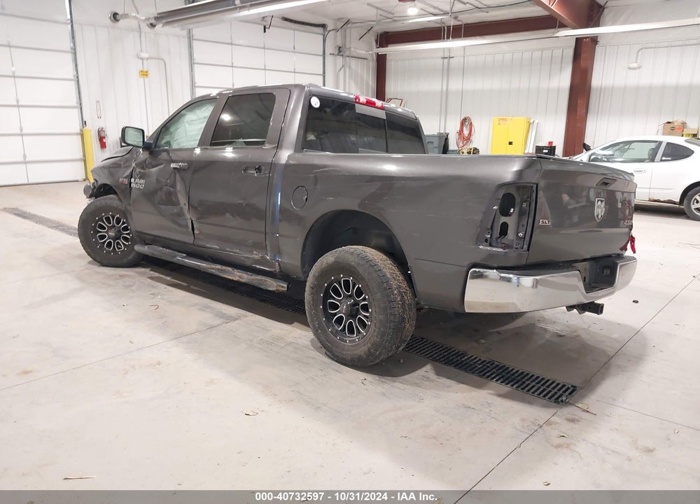 2016 RAM 1500 SLT VIN: 1C6RR7LT5GS390742