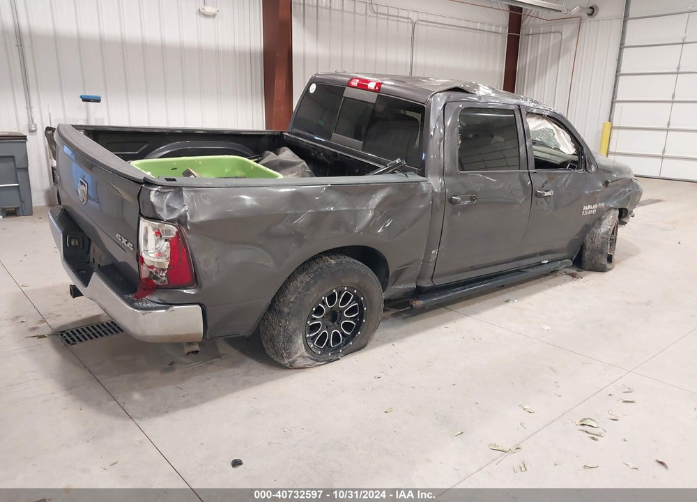 2016 RAM 1500 SLT VIN: 1C6RR7LT5GS390742