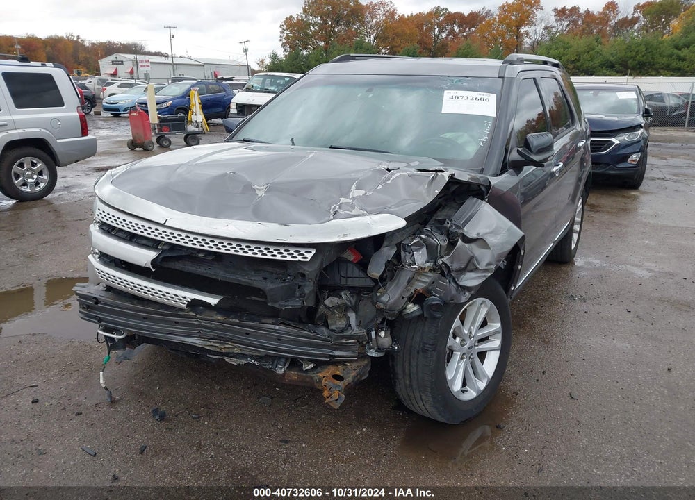 2013 FORD EXPLORER XLT VIN: 1FM5K8D82DGC83704