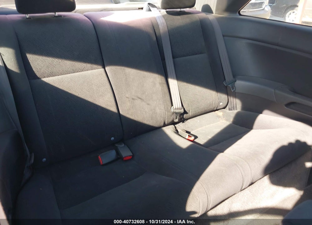 2004 HONDA CIVIC EX VIN: 1HGEM21984L027360