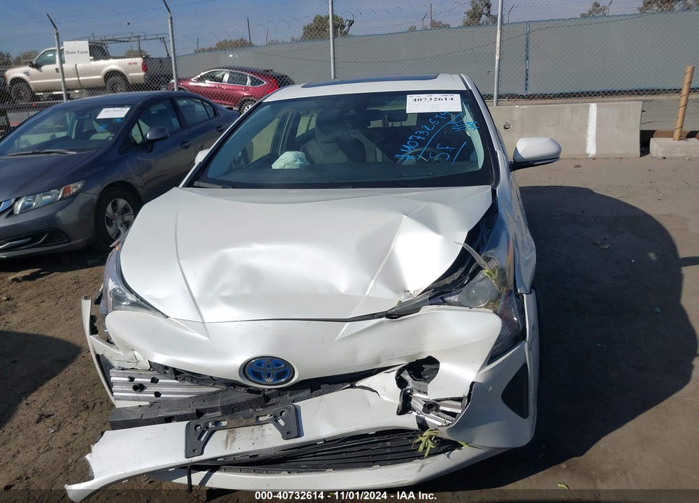 2017 TOYOTA PRIUS THREE VIN: JTDKARFU3H3049336
