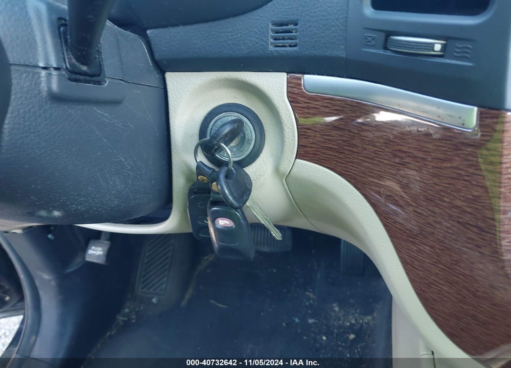 2008 HYUNDAI SANTA FE LIMITED/SE VIN: 5NMSH73E18H175760