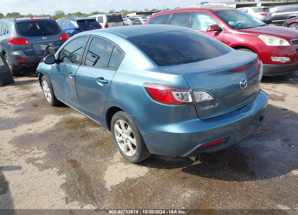2011 MAZDA MAZDA3 VIN: JM1BL1VF0B1451591