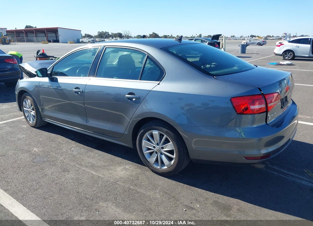 2015 VOLKSWAGEN JETTA 2.0L TDI SE VIN: 3VWLA7AJXFM291846
