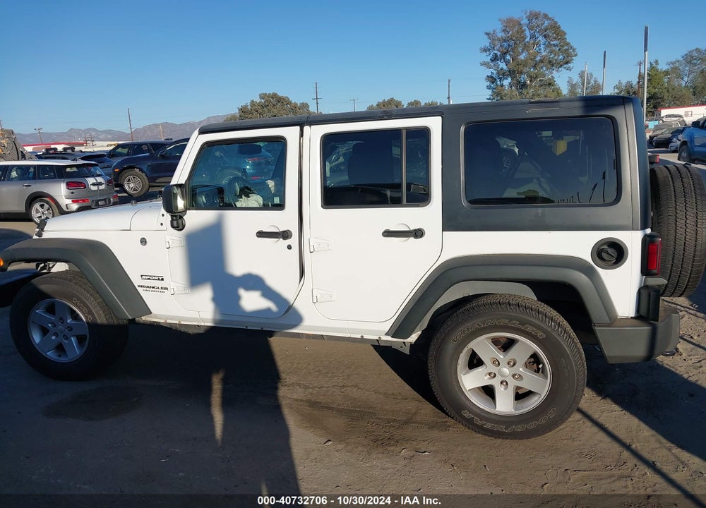 2016 JEEP WRANGLER UNLIMITED SPORT VIN: 1C4HJWDG5GL283224