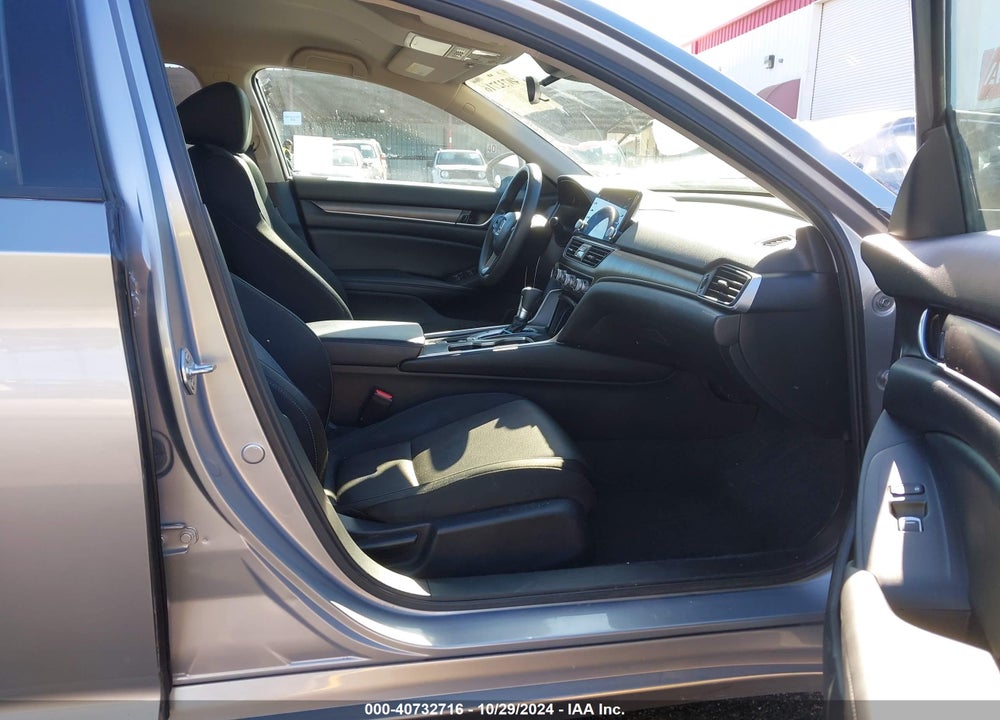 2022 HONDA ACCORD LX VIN: 1HGCV1F1XNA014687