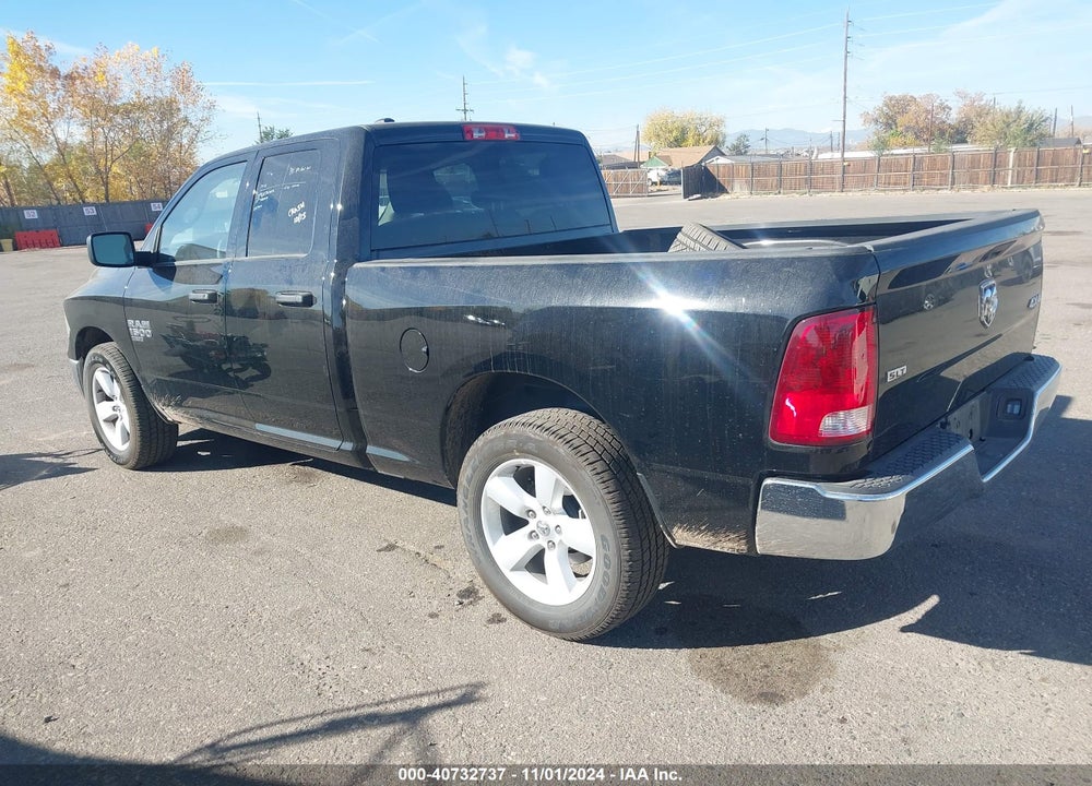 2024 RAM 1500 CLASSIC SLT 4X4 6'4 BOX VIN: 1C6RR7GG2RS156848